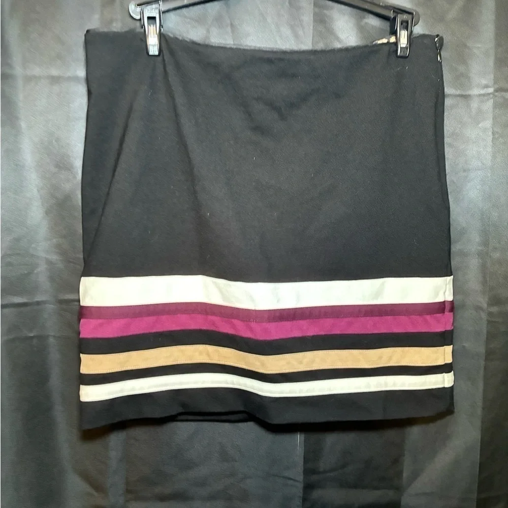 White House Black Market Black With Multicolor Stripe Knit Mini Skirt Size 12